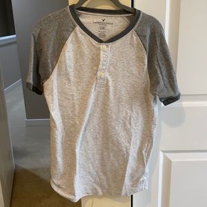 American Eagle shirt size XS